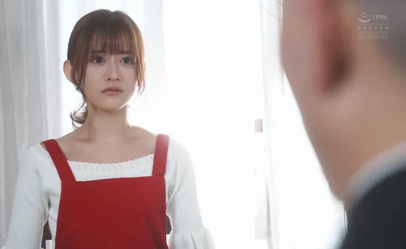 Vợ yêu bán thân đền tiền cho chồng yêu suốt một năm mà chồng yêu không hề hay biết