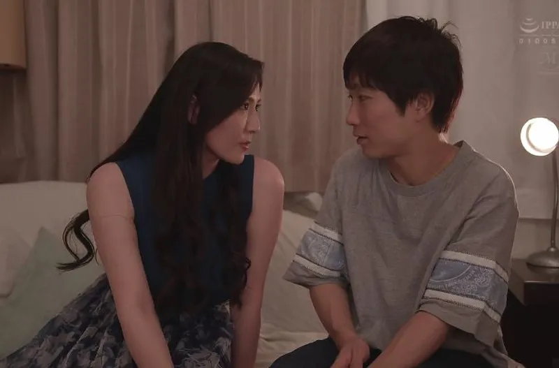 Người chồng lạnh nhạt, vợ yêu uống rượu rồi địt trộm với cậu sinh viên trẻ