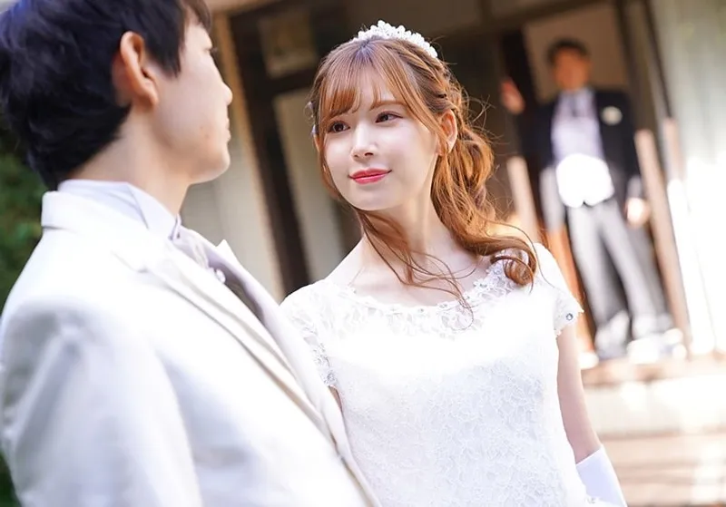 Bố chồng làm tình người tình của con trai ngay sau lễ cưới của con trai