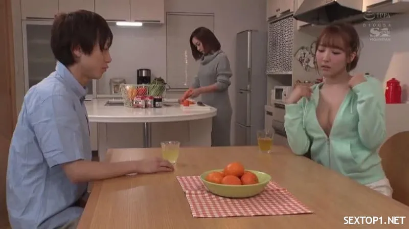 Người tình của chị gái may mắn trả bài em cô vợ xinh như tiên