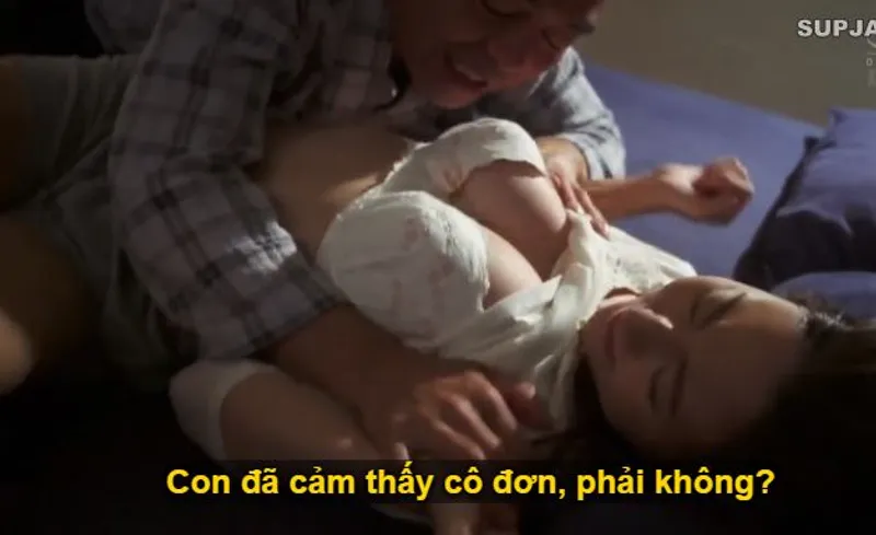 Nhìn con trai mải miết lao vào công việc khiến con dâu lẻ loi cô quạnh, bố chồng liều lĩnh đè ra đụ con dâu.